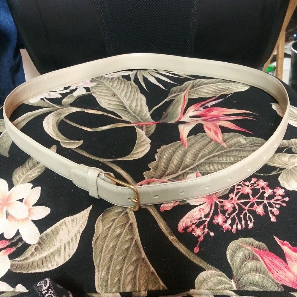 38" Canterbury genuine leather hide belt